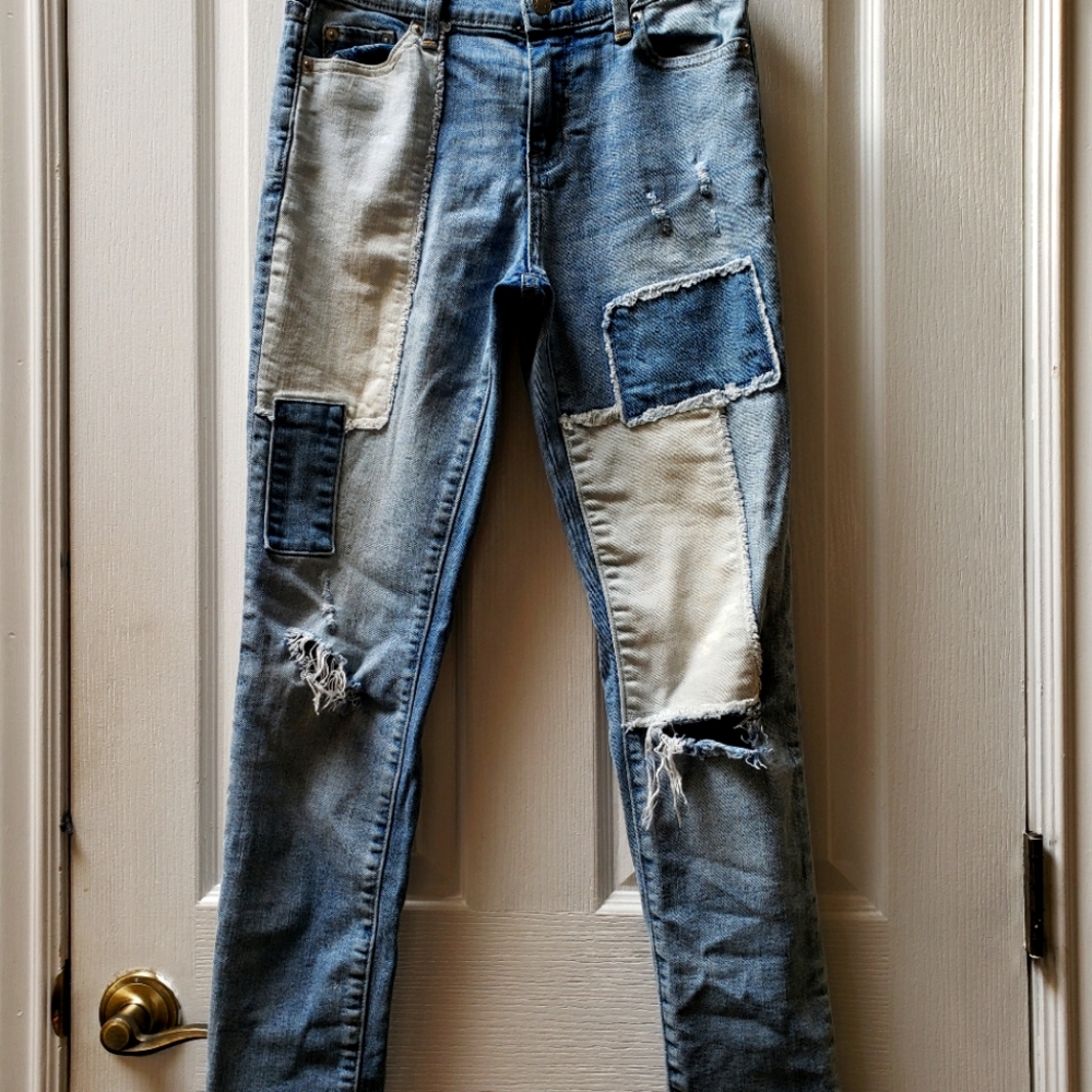 Gap patched ripped jeans size 25